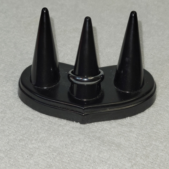 Hematite Ring size  9.75 - Picture 2 of 4